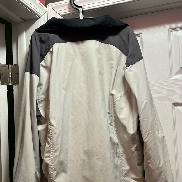 VANS - Picture 4 of 4